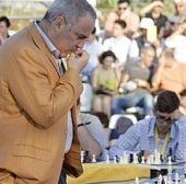 ΟΙ ΜΑΘΗΤΕΣ ΜΑΣ ΕΝΑΝΤΙΟΝ ΤΟΥ ΠΑΓΚΟΣΜΙΟΥ ΠΡΩΤΑΘΛΗΤΗ GARRY KASPAROV! ΟΙ ΜΟΝΟΙ ΚΡΗΤΙΚΟΙ ΠΑΙΧΤΕΣ ΠΟΥ ΤΟΝ ΕΧΟΥΝ ΑΝΤΙΜΕΤΩΠΙΣΕΙ ΠΟΤΕ!!! ΤΕΛΙΚΗ ΕΚΔΗΛΩΣΗ ΣΚΑΚΙ ΣΤΑ ΣΧΟΛΕΙΑ, 23 ΙΟΥΝΙΟΥ 2015 (ΑΘΗΝΑ)